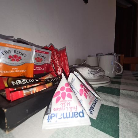 Tower Of Pizza Bed & Breakfast Ethels Drive Екстериор снимка