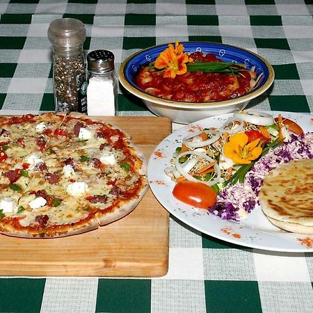 Tower Of Pizza Bed & Breakfast Ethels Drive Екстериор снимка